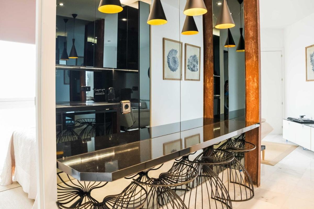 Amazinn Places Embajadores I Madrid Bagian luar foto