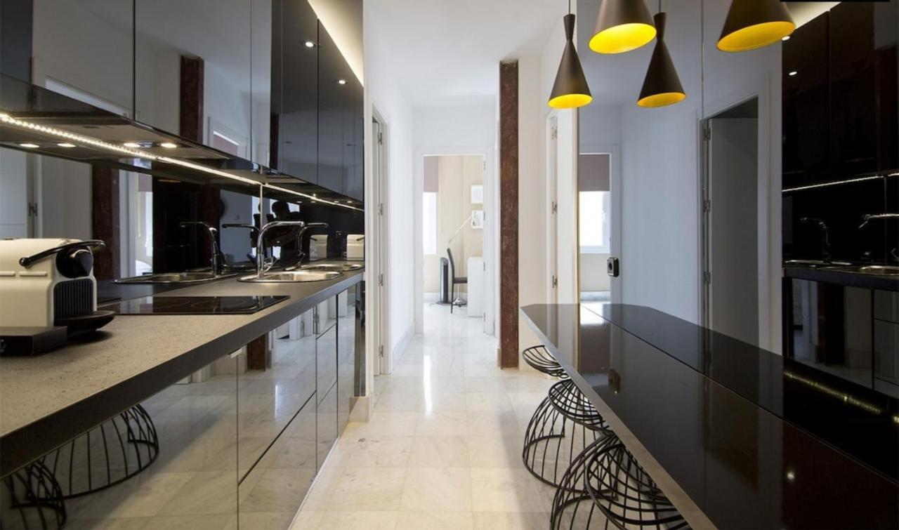 Amazinn Places Embajadores I Madrid Bagian luar foto